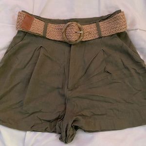Women’s Army Green Dress Shorts w/ Belt